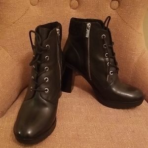 Michael Michael Kors Combat boots